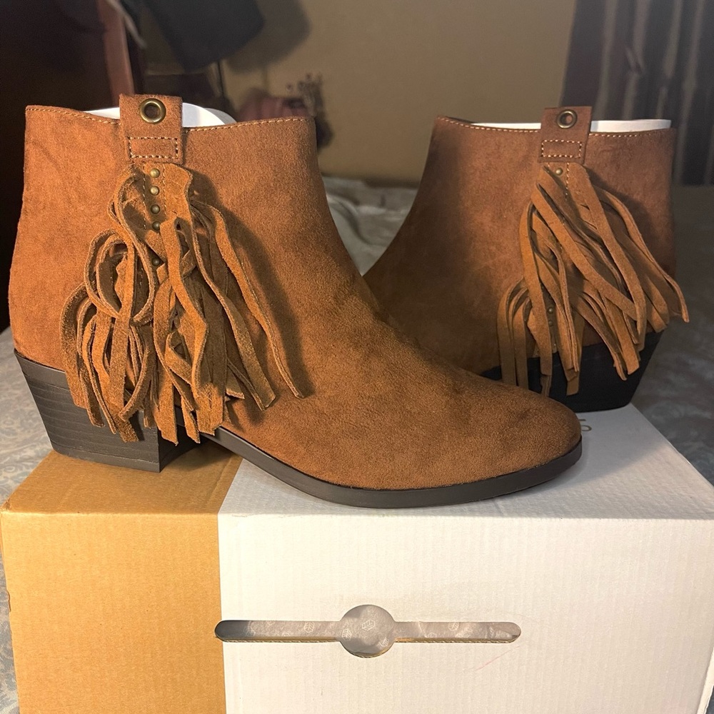 Call it Spring Booties - Picture 3 of 7